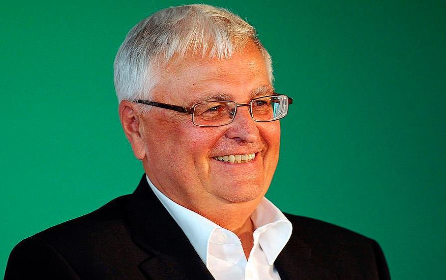 Cuatro ex dirigentes de fútbol serán juzgados en Alemania por fraude 