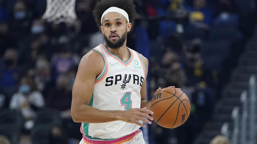 Spurs contienen a Warriors para hilvanar su cuarto triunfo