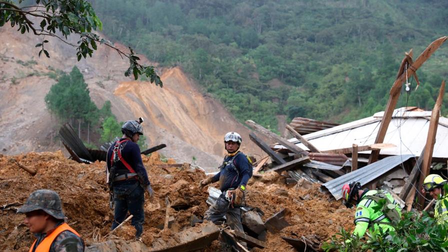 Crecen afectados y muertos por lluvias en México y Guatemala