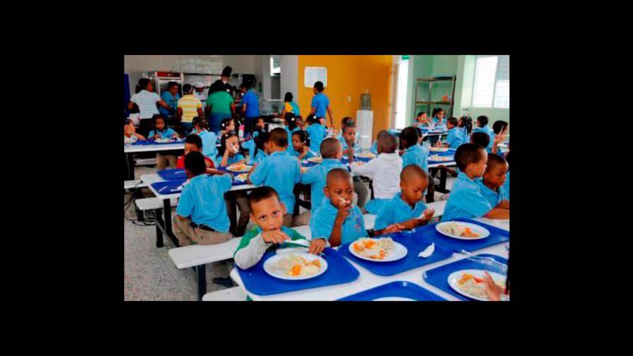 Sector ganadero servirá más de 1.8 millones de raciones de leche en desayuno escolar