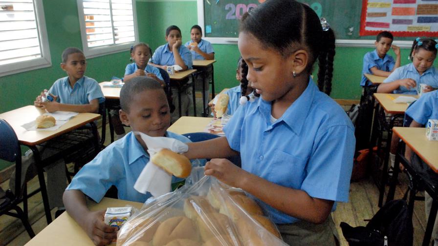 Desayuno escolar peligra; Inabie dice inició pagos