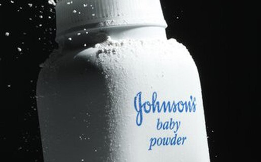 Johnson & Johnson ofrece 5,500 MM de d&oacute;lares para resolver demandas por c&aacute;ncer vinculado a talco