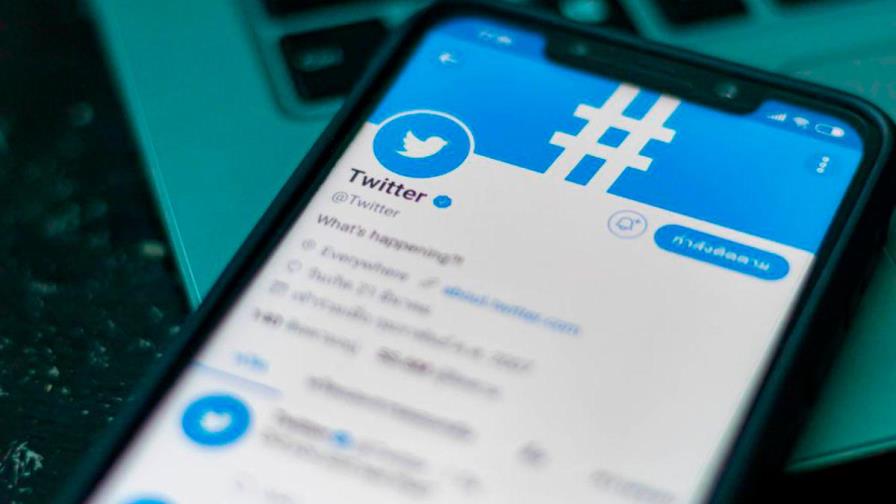 Twitter etiqueta cuentas de RT y Xinhua como medios vinculados a gobiernos