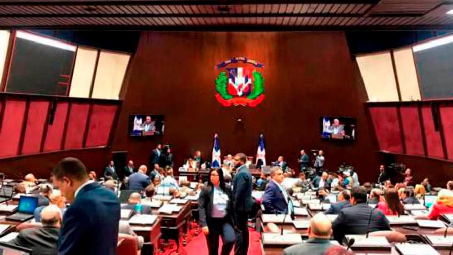 Próxima semana presentarán informe con postulantes a defensor del Pueblo Próxima semana presentarán informe con postulantes a defensor del Pueblo