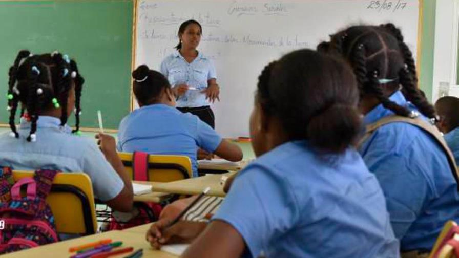 Pandemia puede hacer retroceder acceso a educación de niñas en Latinoamérica