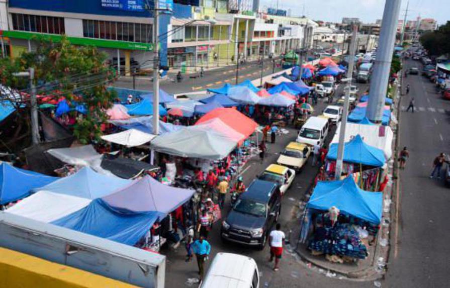 Moradores se oponen a instalación de mercados de pulgas cerca de su residencial