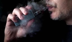 El vapeo disminuye notablemente entre los jóvenes de EEUU