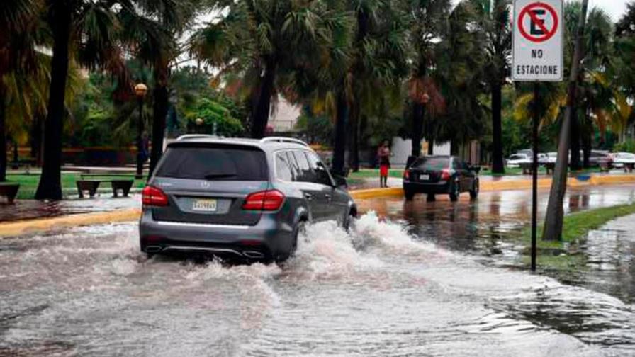 COE aumenta a 18 las provincias en alerta; las lluvias continuarán COE aumenta a 18 las provincias en alerta; las lluvias continuarán