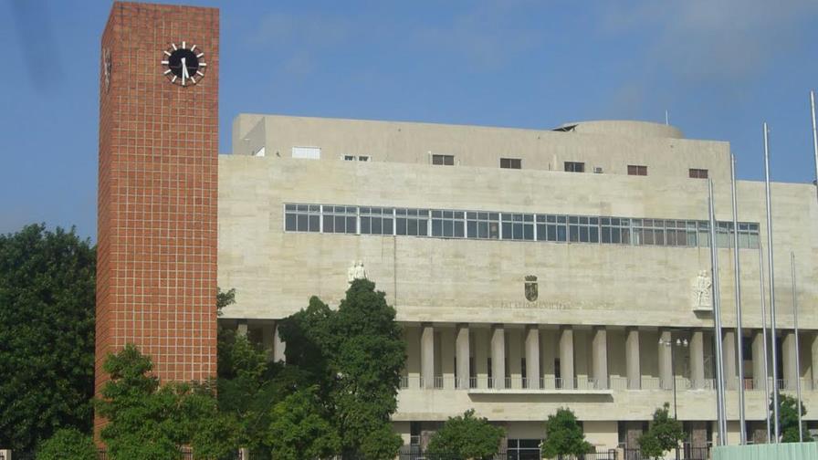 Partidos firman acuerdo de la municipalidad para respetar “regla de oro” Partidos firman acuerdo de la municipalidad para respetar “regla de oro”