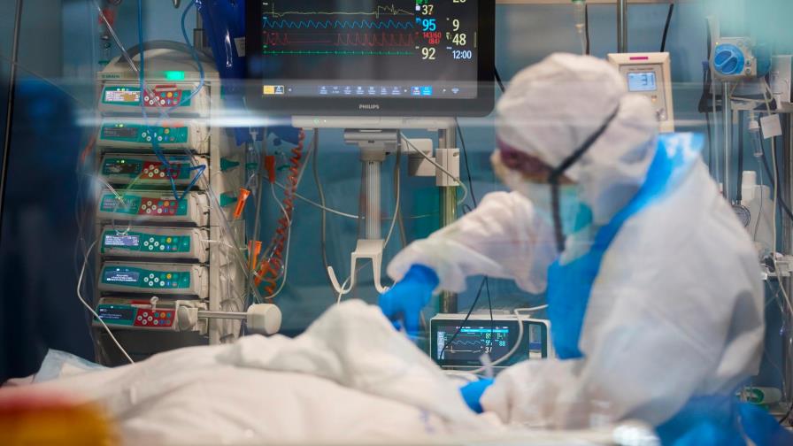 República Dominicana reporta tres muertes y 589 contagios de COVID -19 en último día 