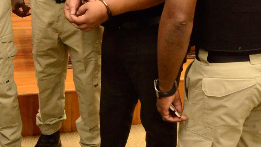 Diez detenidos por una presunta violación grupal a una menor en España