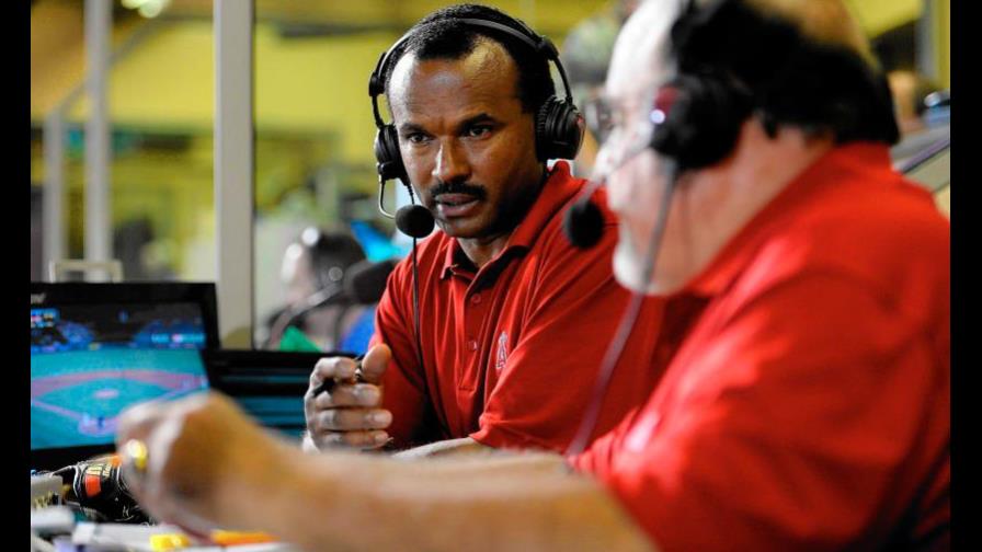 José Mota se abre camino como el nuevo locutor de color de los Angelinos José Mota se abre camino como el nuevo locutor de color de los Angelinos