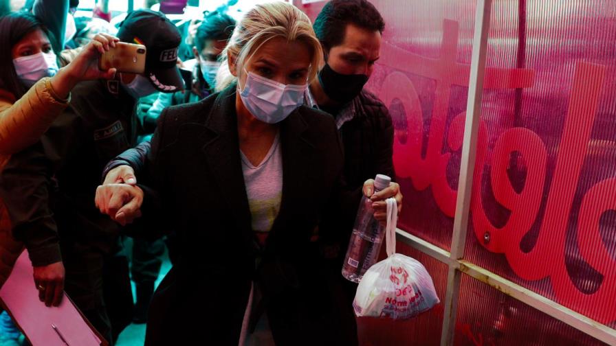 Un juez boliviano niega a Áñez cambiar la prisión por detención domiciliaria Un juez boliviano niega a Áñez cambiar la prisión por detención domiciliaria