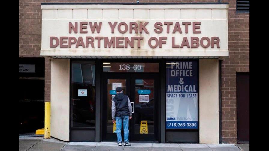 Los pedidos semanales del subsidio de desempleo bajan a 290.000 en EEUU