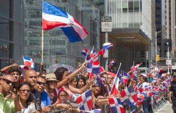 El dominicano ausente: un aporte que reduce la pobreza y genera divisas 