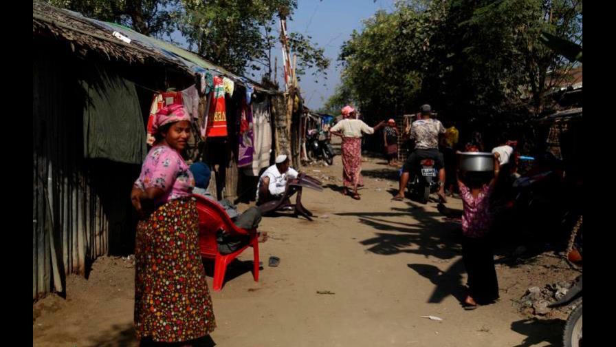 Más de 200.000 desplazados debido al conflicto tras el golpe en Birmania