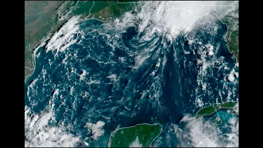 Meteorólogos vigilan dos ondas tropicales que pueden afectar labores rescate Meteorólogos vigilan dos ondas tropicales que pueden afectar labores rescate