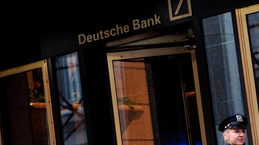 Nueva York multa a Deutsche Bank por omitir supervisión financiera de Epstein