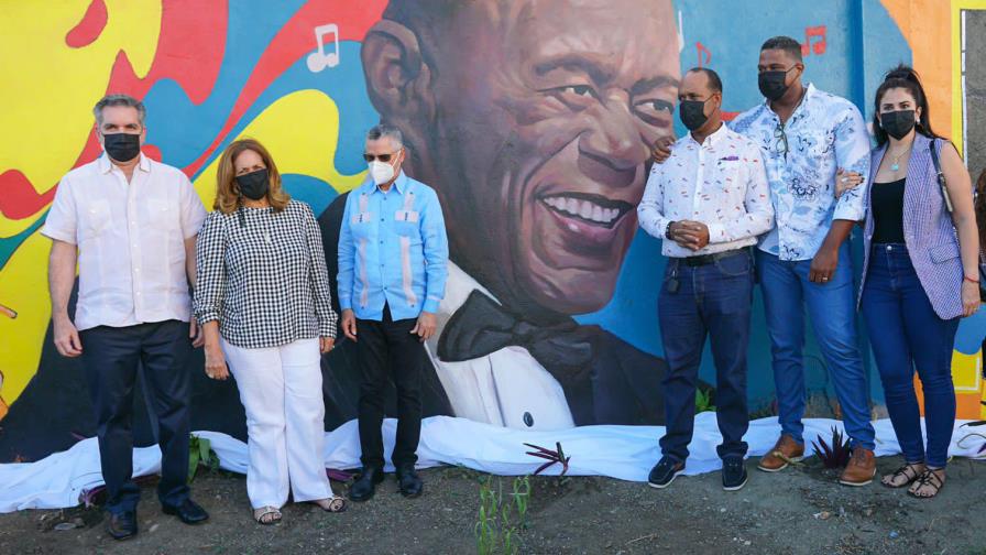 Develan mural en honor a Johnny Ventura en SDE Develan mural en honor a Johnny Ventura en SDE