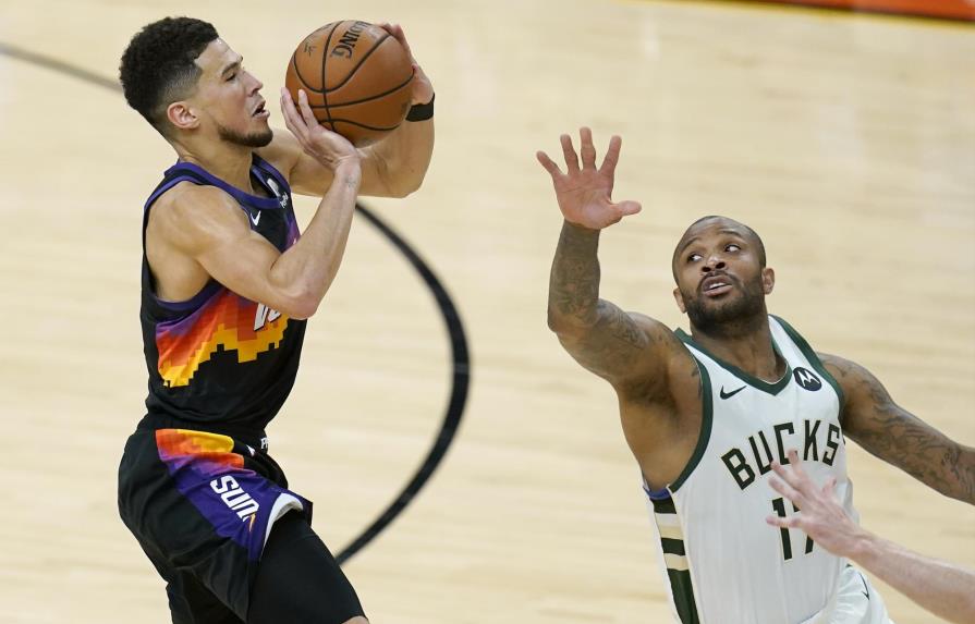 Suns vencen a Bucks y toman ventaja de 2-0 en la final de la NBA