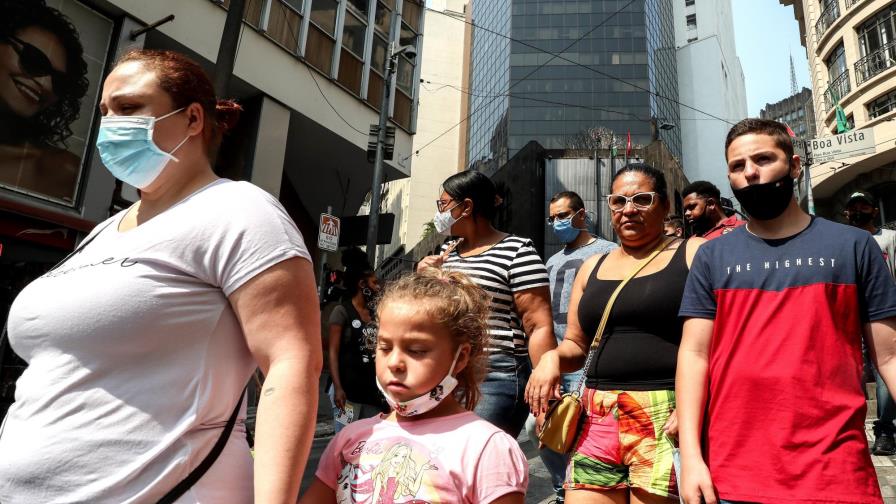 Brasil supera los cinco millones de casos con un riesgo de contagio aún alto