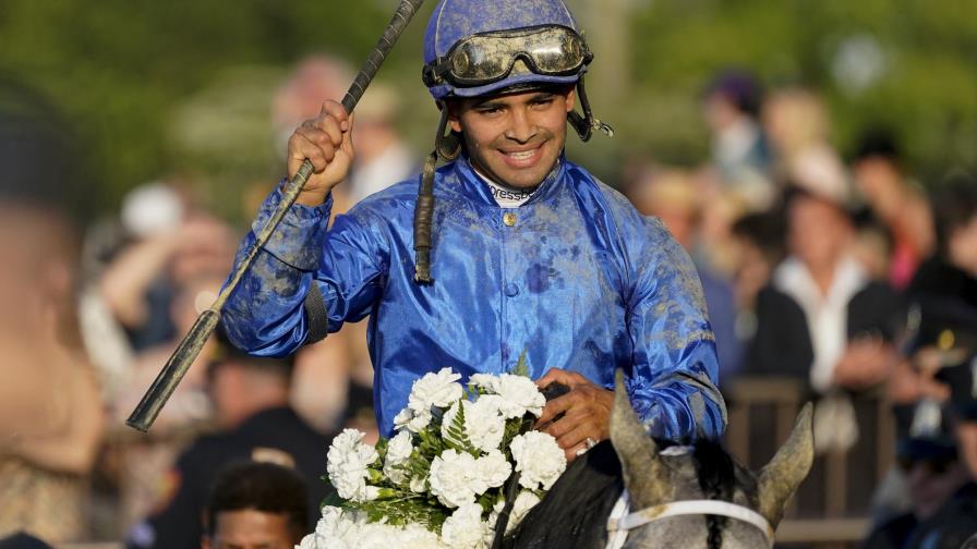 Jockey Luis Sáez dedica a su hermano el triunfo en Belmont