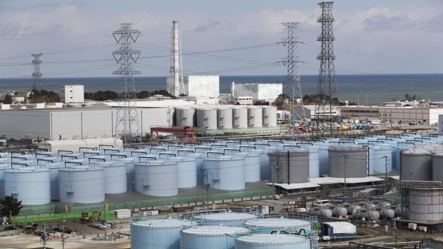 Se mantiene plan para eliminar agua contaminada de Fukushima