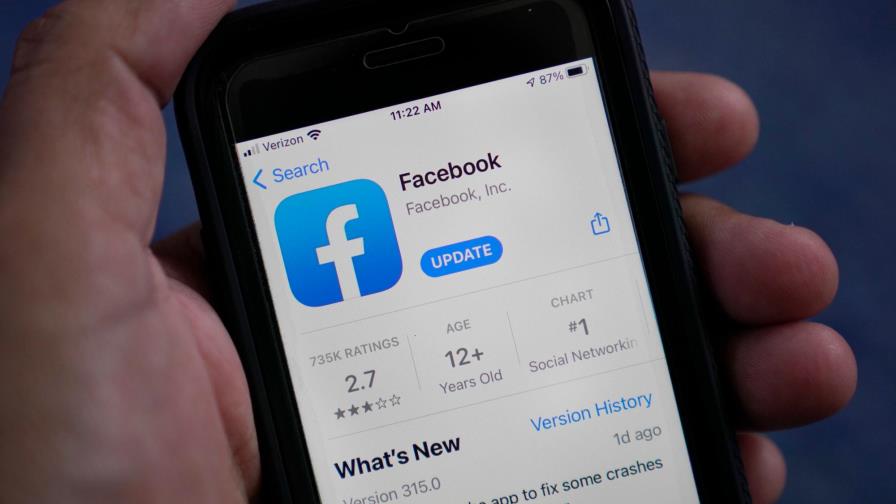 Facebook elimina cuentas detrás de campaña contra vacunas