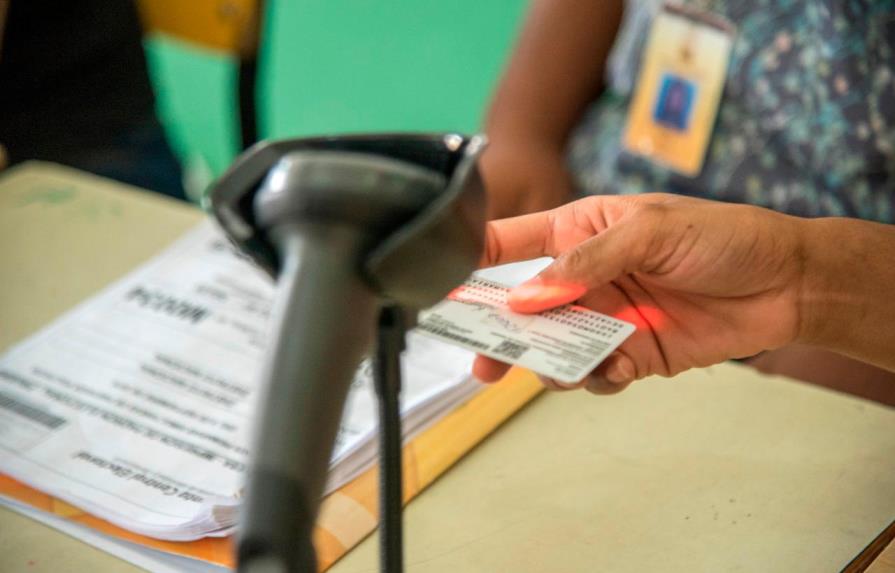 Junta Central Electoral anuncia nueva empresa que auditará sistema del voto automatizado