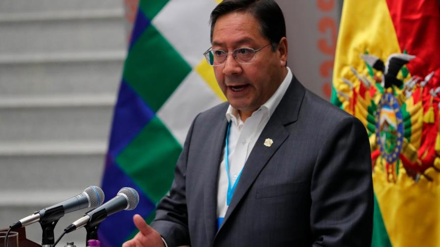 Primeros 100 días de Arce en Bolivia, entre vacunación y polémicas políticas