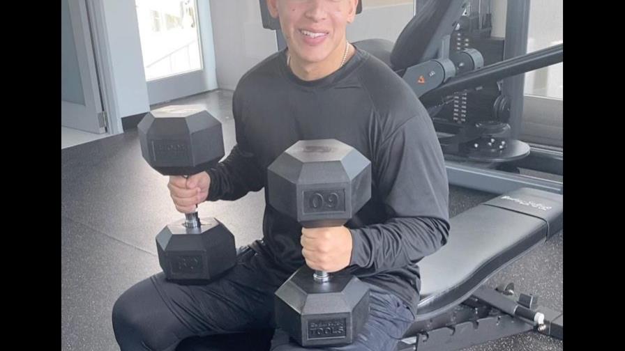 Daddy Yankee muestra su nuevo físico tras meses entrenando Daddy Yankee muestra su nuevo físico tras meses entrenando