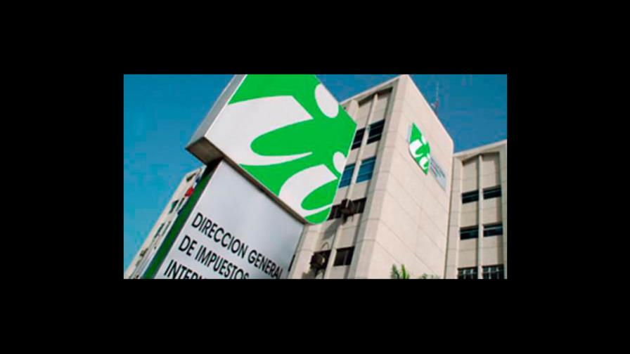 Impuestos Internos ha llevado educación tributaria a 71,467 ciudadanos en este año Impuestos Internos ha llevado educación tributaria a 71,467 ciudadanos en este año