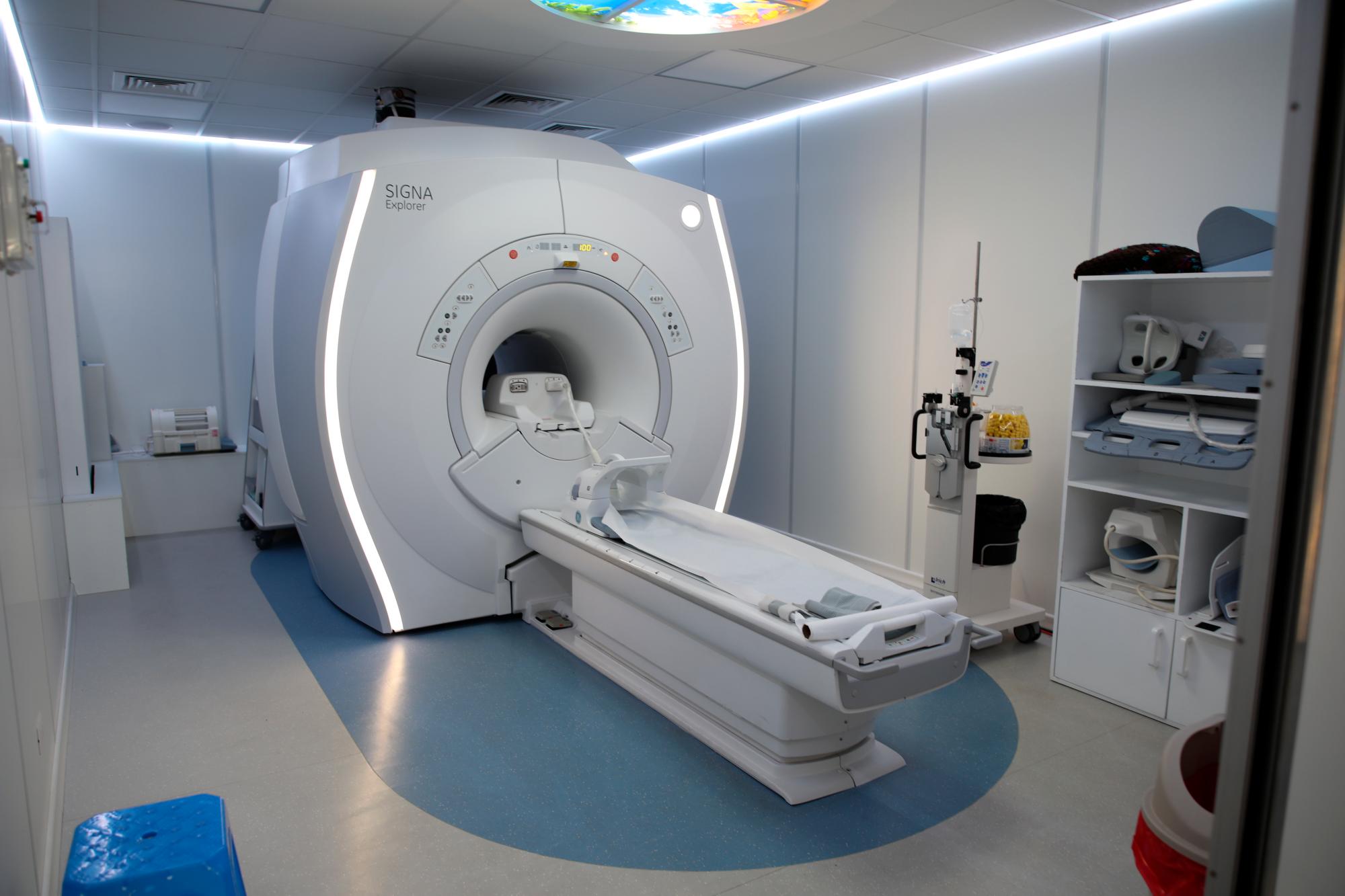 Equipo para realizar resonancia magnética.