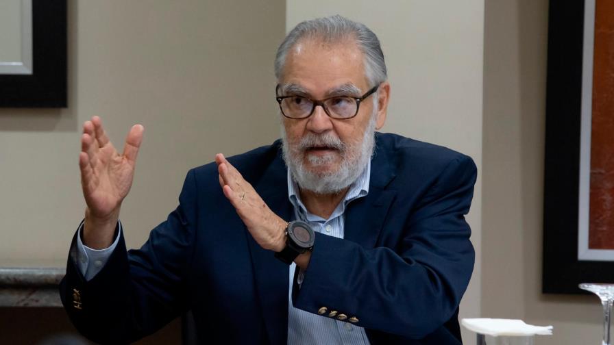 Ceara Hatton: “Entre el dilema de salud y economía, obviamente, la prioridad es la salud”
“Entre el dilema de salud y economía,
obviamente, la prioridad es la salud”