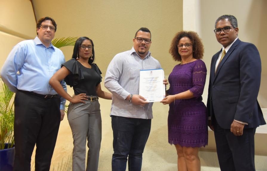 Grupo Diario Libre recibe certificación de seguridad laboral