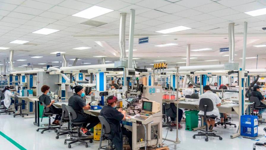 El COVID-19 destruyó 8,355 empleos en las zonas francas
