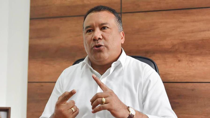 Detienen a un gobernador de Colombia por adjudicar contratos a la guerrilla