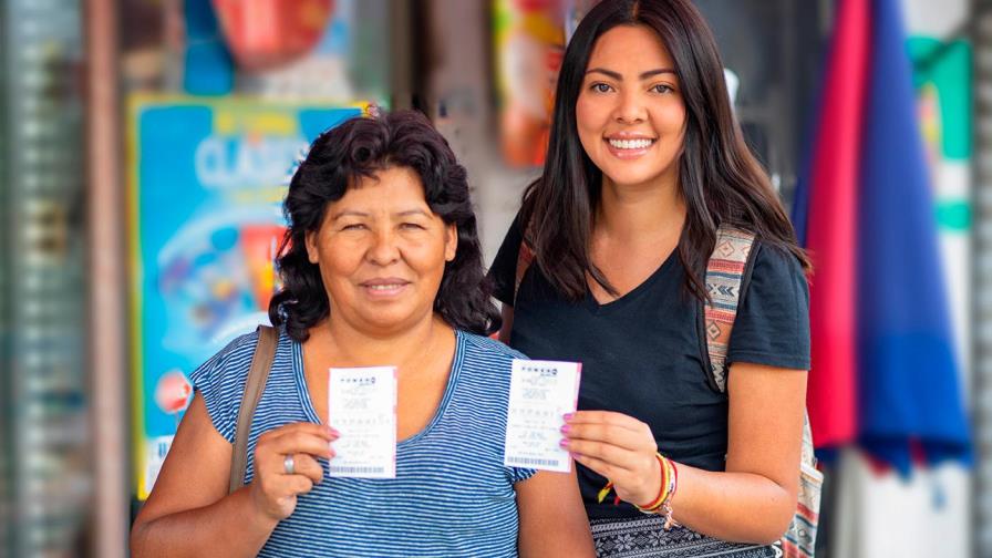 ¿Qué comprarías con RD$19 mil millones? Loterías de EEUU los sortean y miles en la República Dominicana están participando