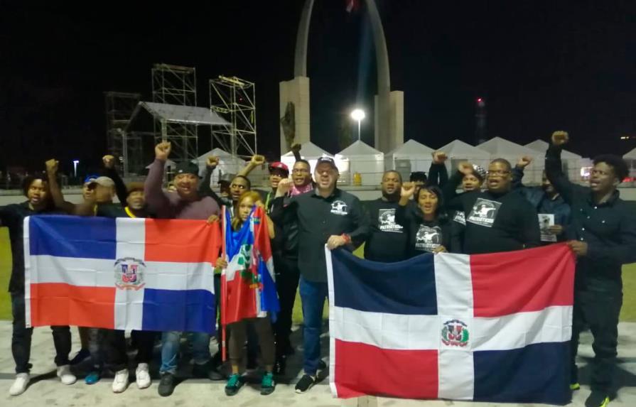 Comisión de la Diáspora Dominicana apoya protesta en la Plaza de la Bandera 