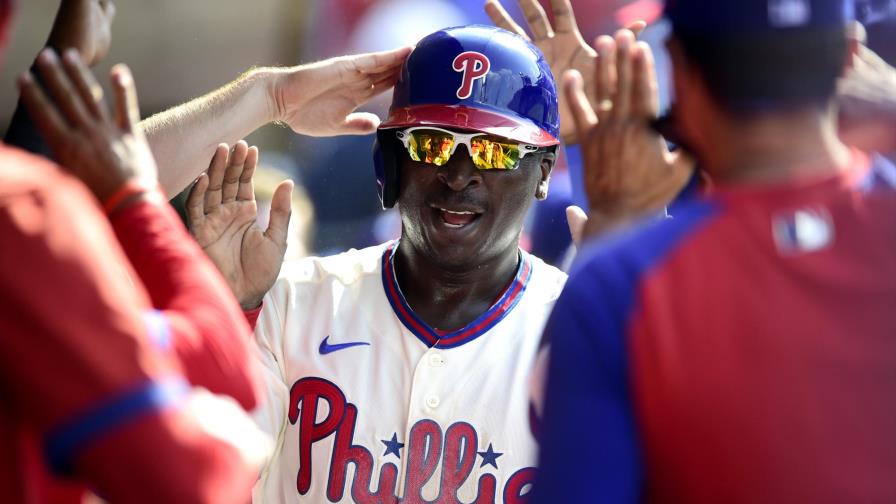 Filis vencen 5-2 a Marlins en el primero de doble cartelera