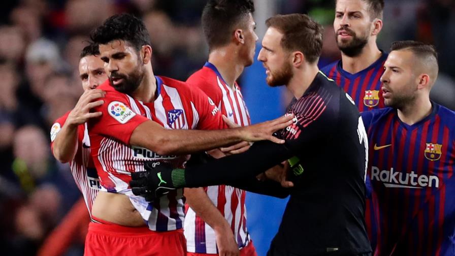 Ocho partidos de suspensión a Diego Costa