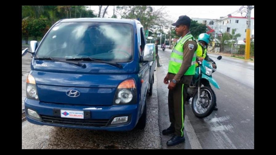 Transitar sin el marbete puede costar entre RD$3,000 y RD$3,667 Transitar sin el marbete puede costar entre RD$3,000 y RD$3,667