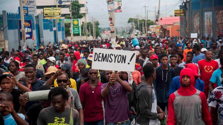 Al menos un muerto y varios heridos en manifestaciones contra el gobierno de Haití
