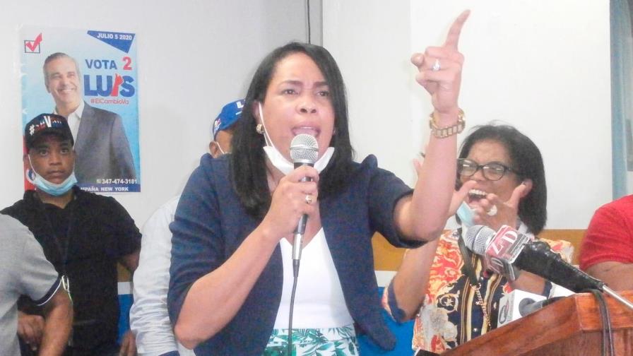 Diputada Kenia Bidó sufre preinfarto 