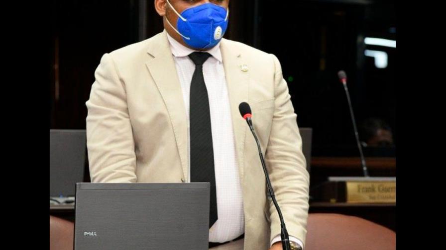 Asegura que si Botello y Sadosky Duarte incurrieron en indisciplina, habrá sanciones Asegura que si Botello y Sadosky Duarte incurrieron en indisciplina, habrá sanciones