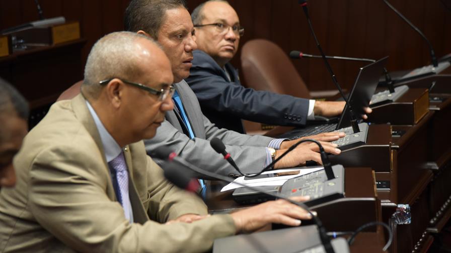 Aprueban la Ley   de Ordenamiento Territorial 