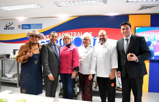 INFOTEP y Embajada de Colombia realizan master class “Nueva Cocina Colombiana”