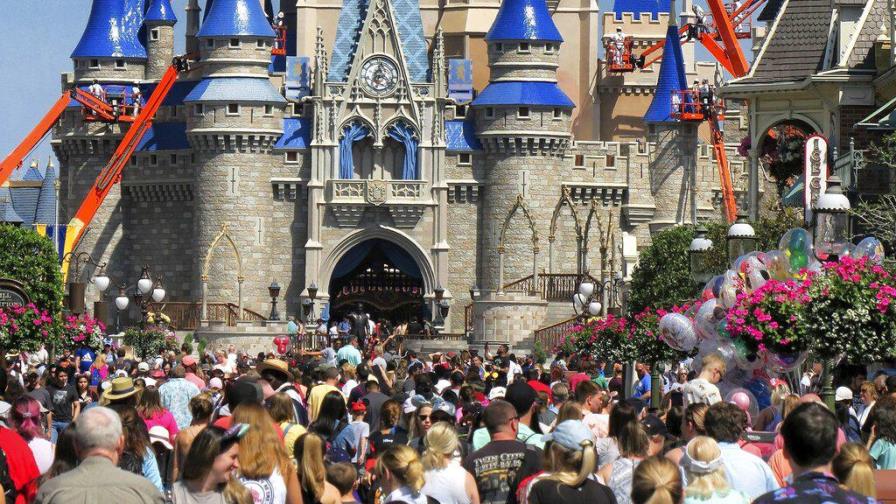 Disney Springs reabre con advertencia sobre riesgo de virus Disney Springs reabre con advertencia sobre riesgo de virus