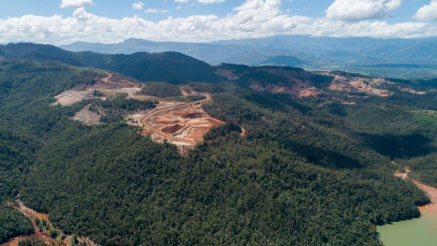 Ambientalistas se oponen a explotación Loma Miranda