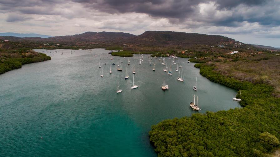 La bahía de Luperón, un refugio para    el turismo náutico de vela en la región